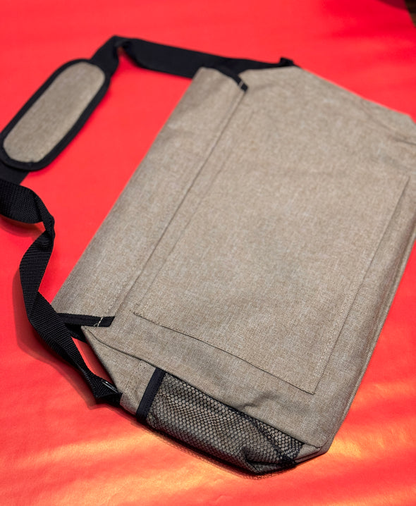 Messenger Bag : Beige/Brown